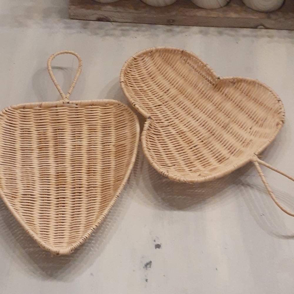 Wall wicker fans